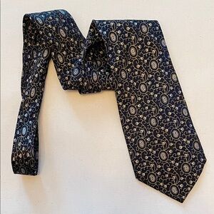 HYDE PARK Silk Elegant Navy and Gold Paisley Patterned Men's Tie Office Business